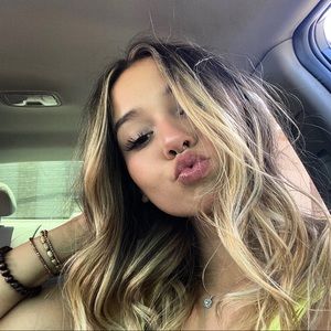 Meet your Posher, Sophia